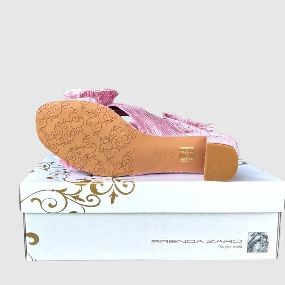 BRENDA ZARO NIB Erica kitten heels in Metallic Pink plissé Size 8/ 8.5 - Picture 8 of 15